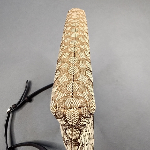 COACH Messenger Crossbody In Signature Jacquard - Picture 14 of 14